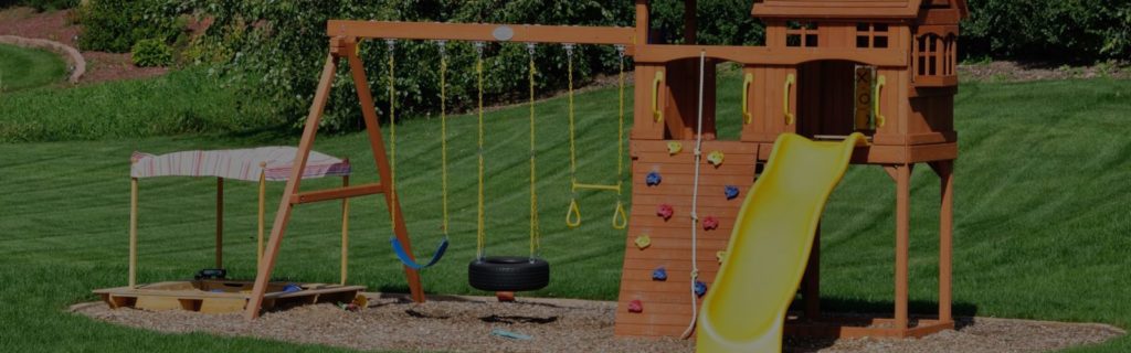 Old swing set in need of swing set removal services in Connecticut