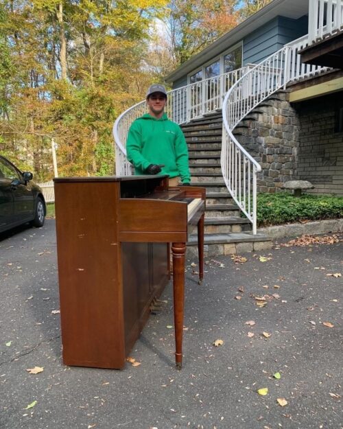 A Picture of Piano Removal West Hartford CT